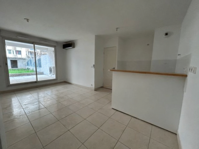 Appartement T3 56.27 m² avec jardin + garage